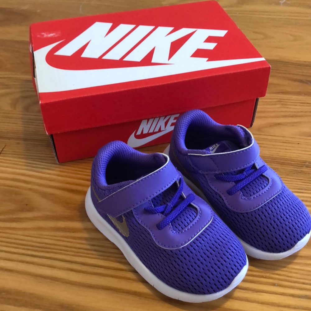 Toddler Girls Nike Tennis Shoes